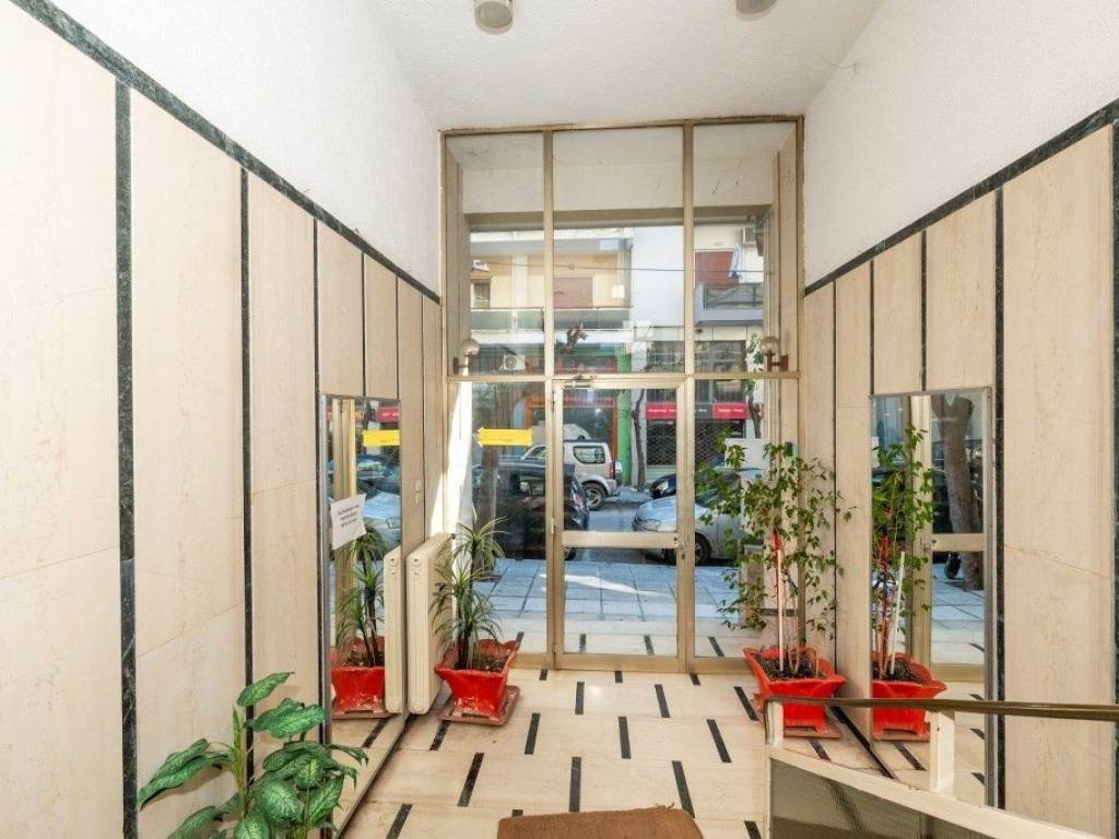 Εξωτερικοι χώροι