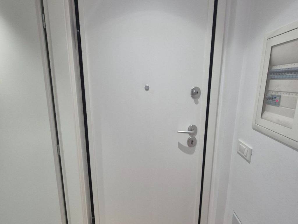 ΠΟΡΤΑ ΑΣΦΑΛΕΙΑΣ