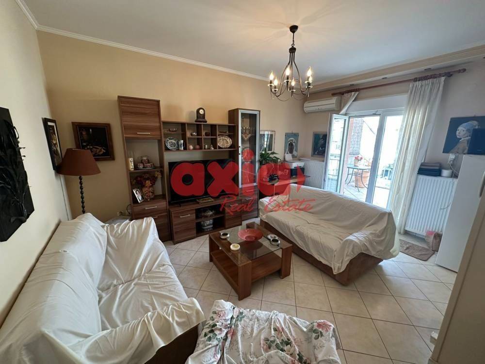 Καβάλα, Κέντρο: Πωλείται ανακαινισμένο διαμπερές Διαμέρισμα 74τ.μ.