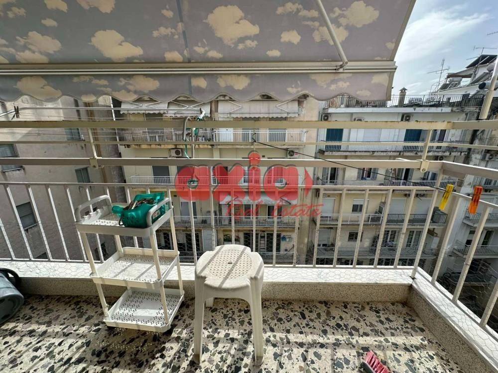 Καβάλα, Κέντρο: Πωλείται ανακαινισμένο διαμπερές Διαμέρισμα 74τ.μ.