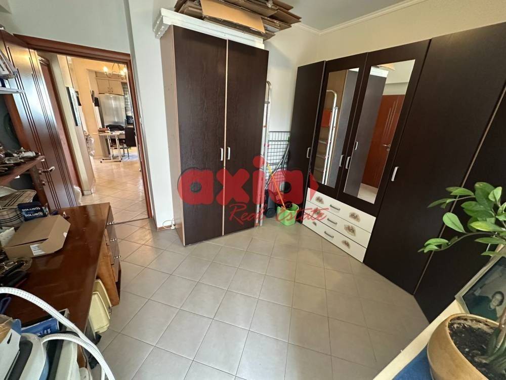 Καβάλα, Κέντρο: Πωλείται ανακαινισμένο διαμπερές Διαμέρισμα 74τ.μ.