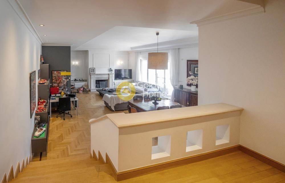 Χολ - Διάδρομος