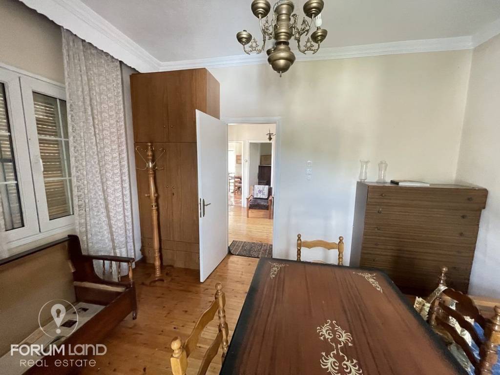 Forumland Real Estate, δωμάτιο