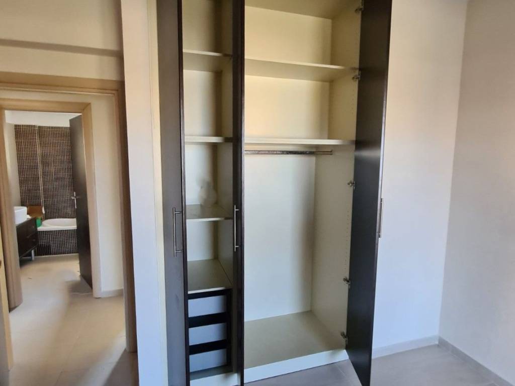 NTOYLAPES KAI MIKRE APOTHEKE STEN KOYZINA