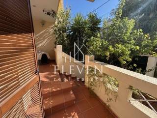 Θέα από μπαλκόνι