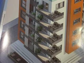 ΕΞΑΩΡΟΦΟ ΚΤΙΡΙΟ ΜΕ ΔΙΑΜΕΡΙΣΜΑΤΑ ΚΑΙ ΚΑΤΑΣΤΗΜΑΤΑ ΙΣΟΓΕΙΟΥ