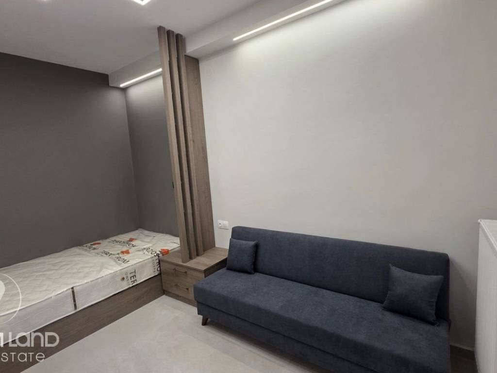 Forumland Real Estate, Studio 30τ.μ.