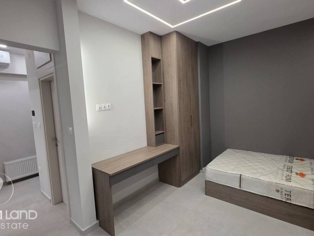 Forumland Real Estate, Studio 30τ.μ.