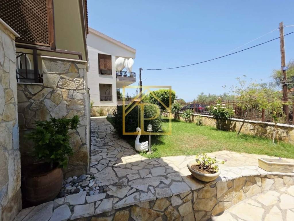 Θέα από μπαλκόνι