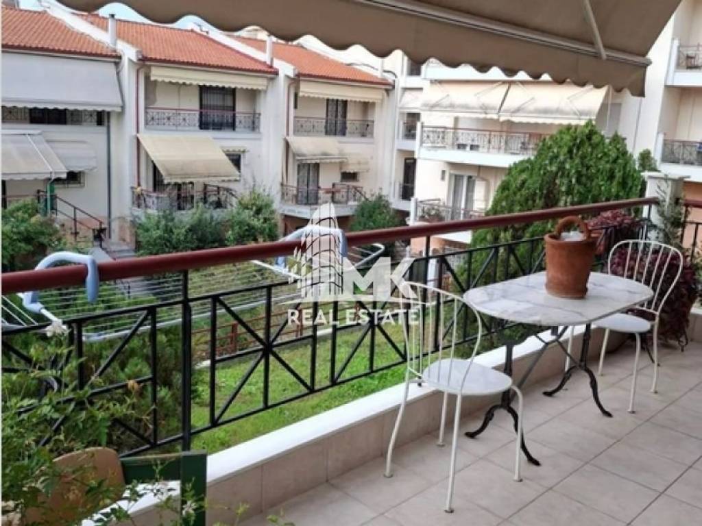 Θέα από μπαλκόνι