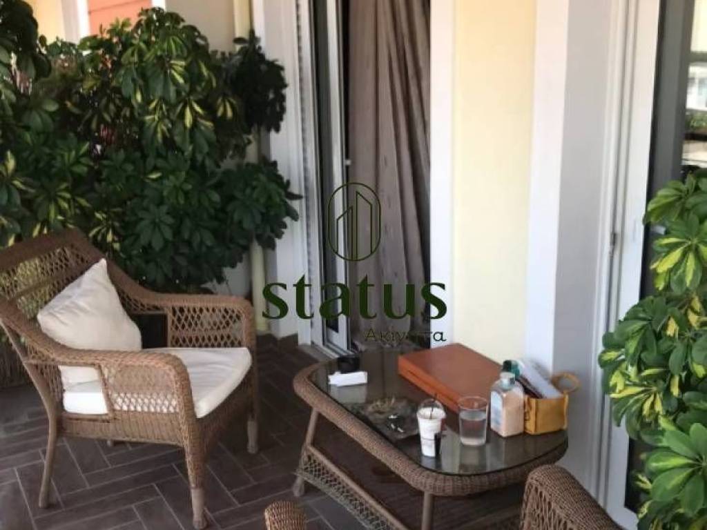 Θέα απο μπαλκόνι