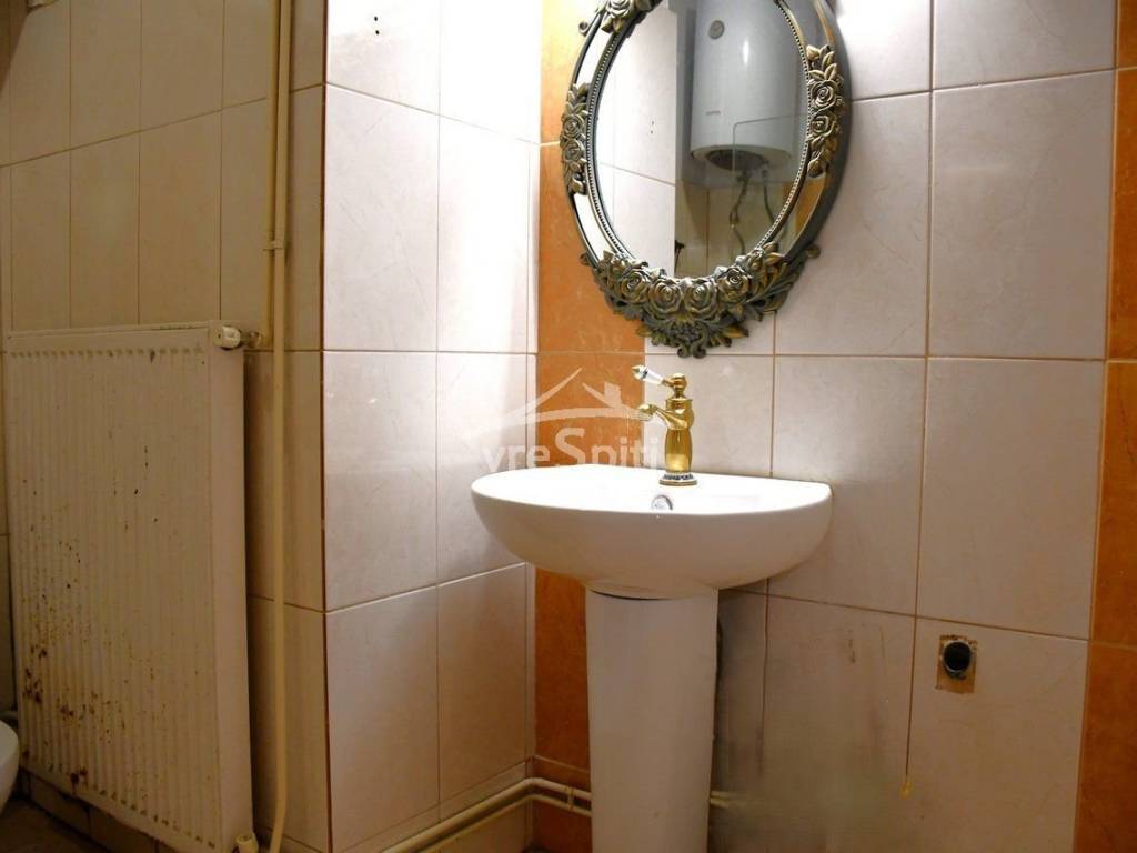 ΑΠΟΨΗ ΜΠΑΝΙΟΥ