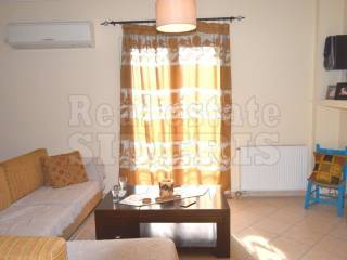 Σαλόνι με τζάκι