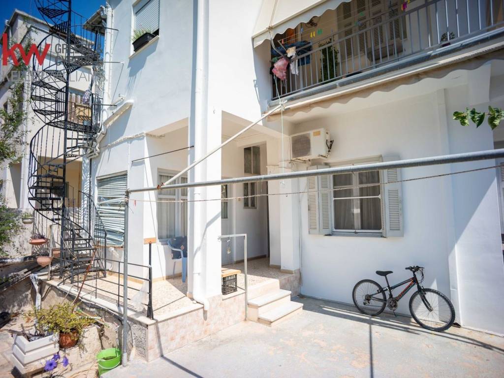 Εξωτερικοι χώροι