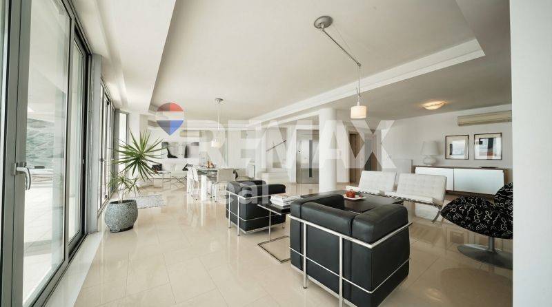 Θέα από μπαλκόνι