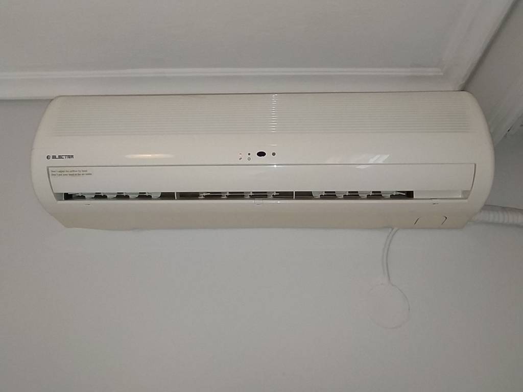 ANYPLACE ΜΕΣΙΤΙΚΕΣ ΥΠΗΡΕΣΙΕΣ