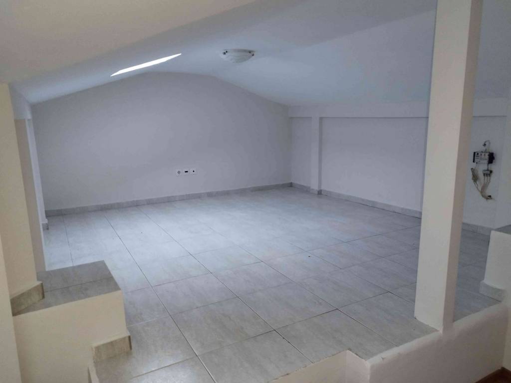 υπνοδωμάτιο 2 στη σοφίτα