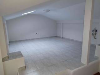 υπνοδωμάτιο 2 στη σοφίτα