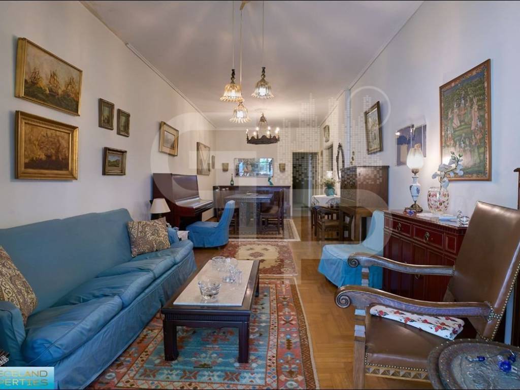 Σαλοτραπεζαρία