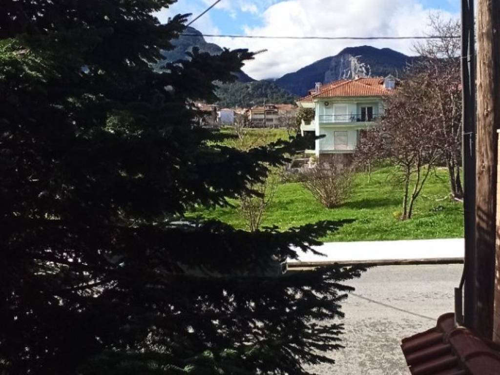 Γκαρσονιέρα προς πώληση στο Λιτόχωρο