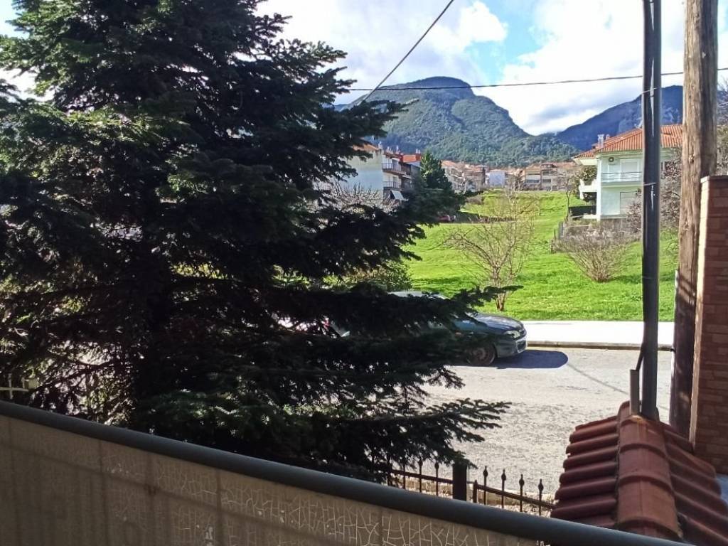 Γκαρσονιέρα προς πώληση στο Λιτόχωρο