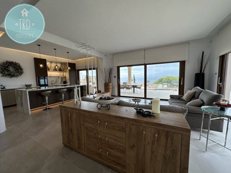 Σαλοκουζίνα