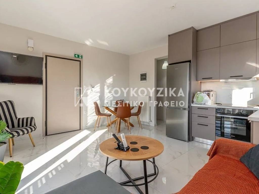 Σαλοκουζίνα