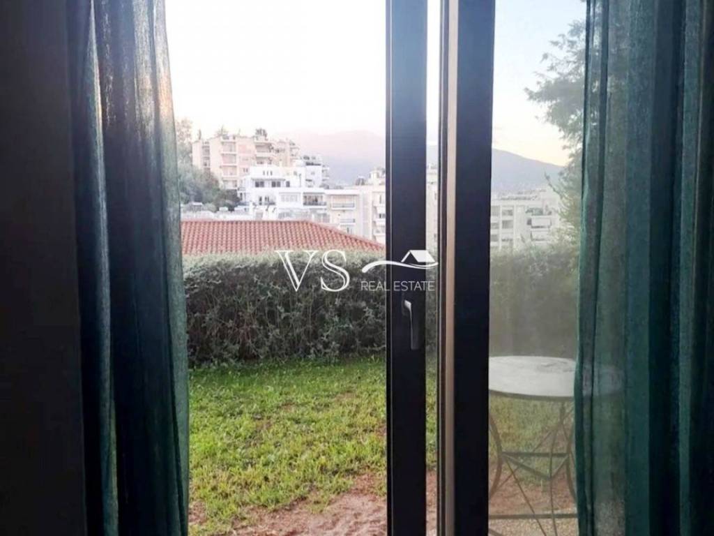 Θέα απο μπαλκόνι