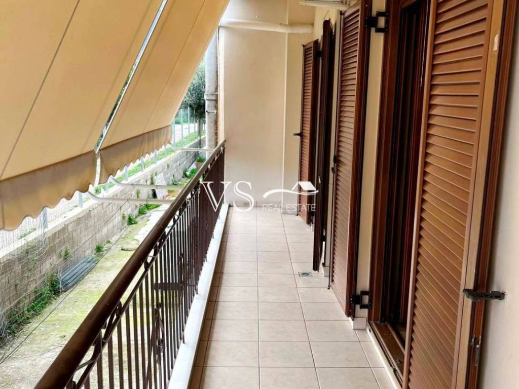 Θέα απο μπαλκόνι