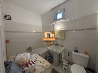 Ωραιόκαστρο, Γκαρσονιέρα