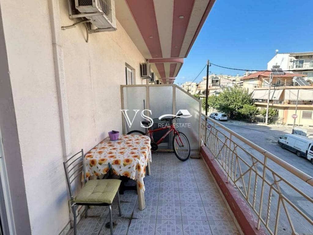 Θέα απο μπαλκόνι