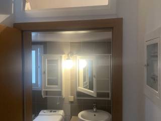 Forumland Real Estate, Μπάνιο