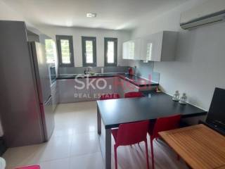 Σαλοκουζίνα