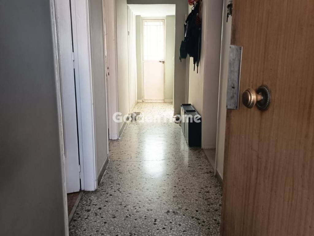 Χολ - Διάδρομος