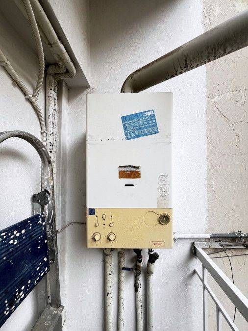 Lebetas physikoy aerioy.