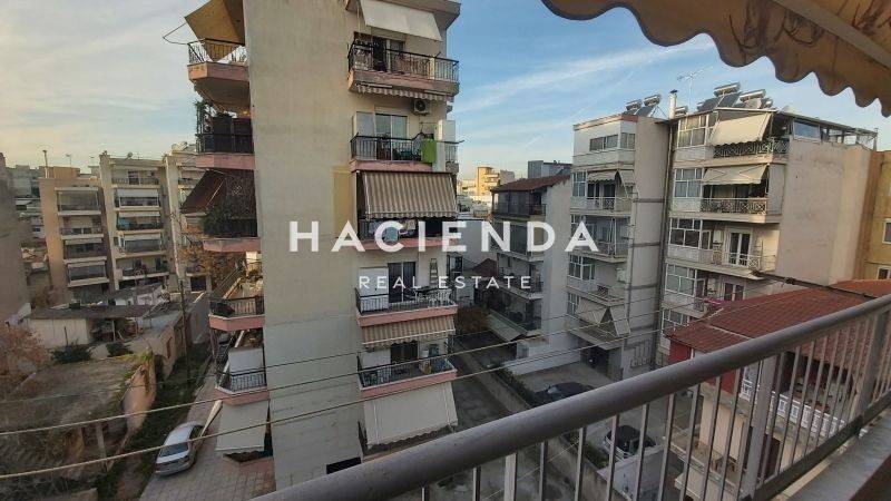 Θέα από μπαλκόνι