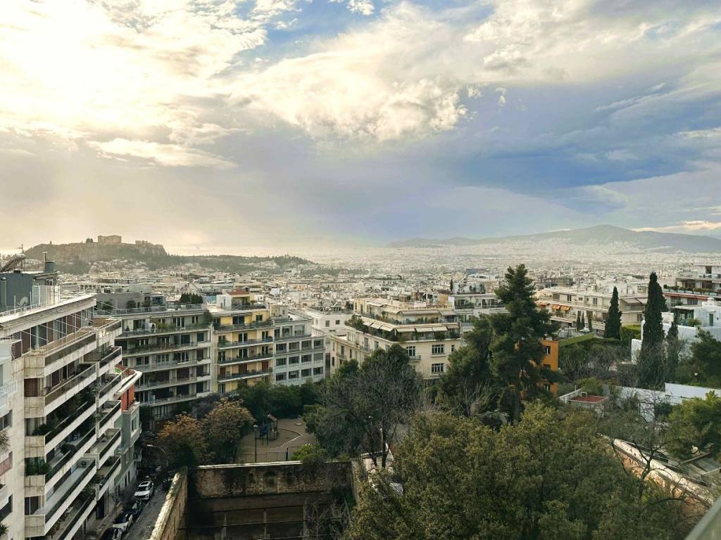 ΘΕΑ ΑΚΡΟΠΟΛΗ