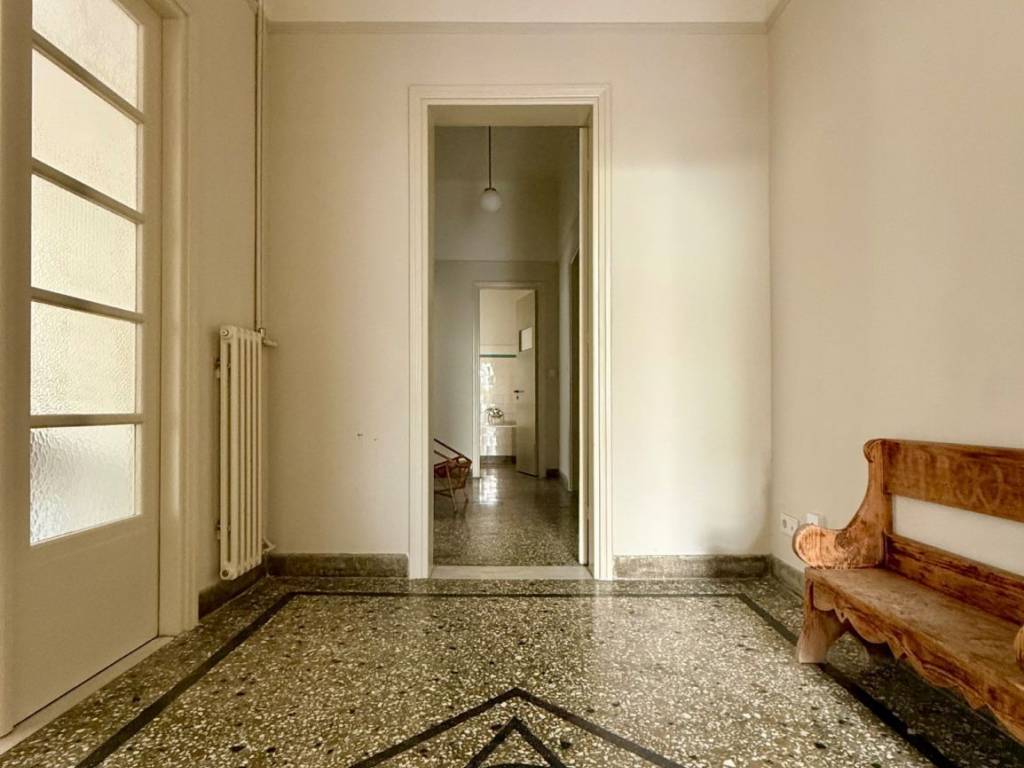 fokionos_negri_residential_apartment_for_rent