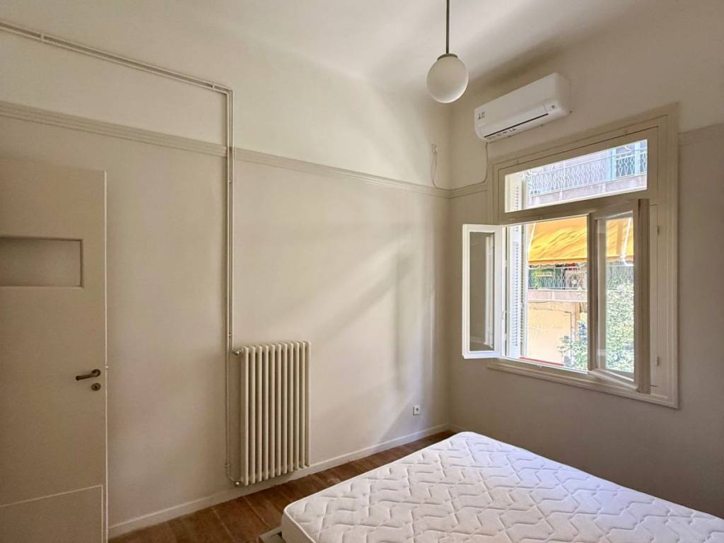 fokionos_negri_residential_apartment_for_rent