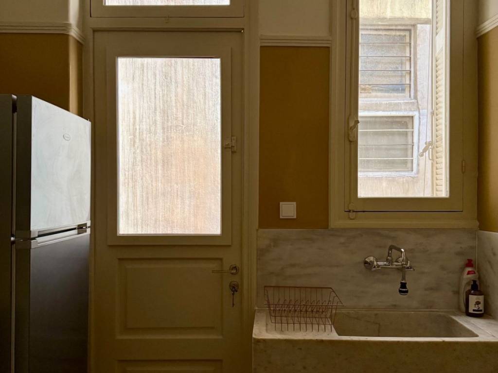 fokionos_negri_residential_apartment_for_rent