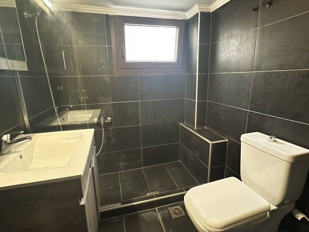 Forumland Real Estate, μπάνιο