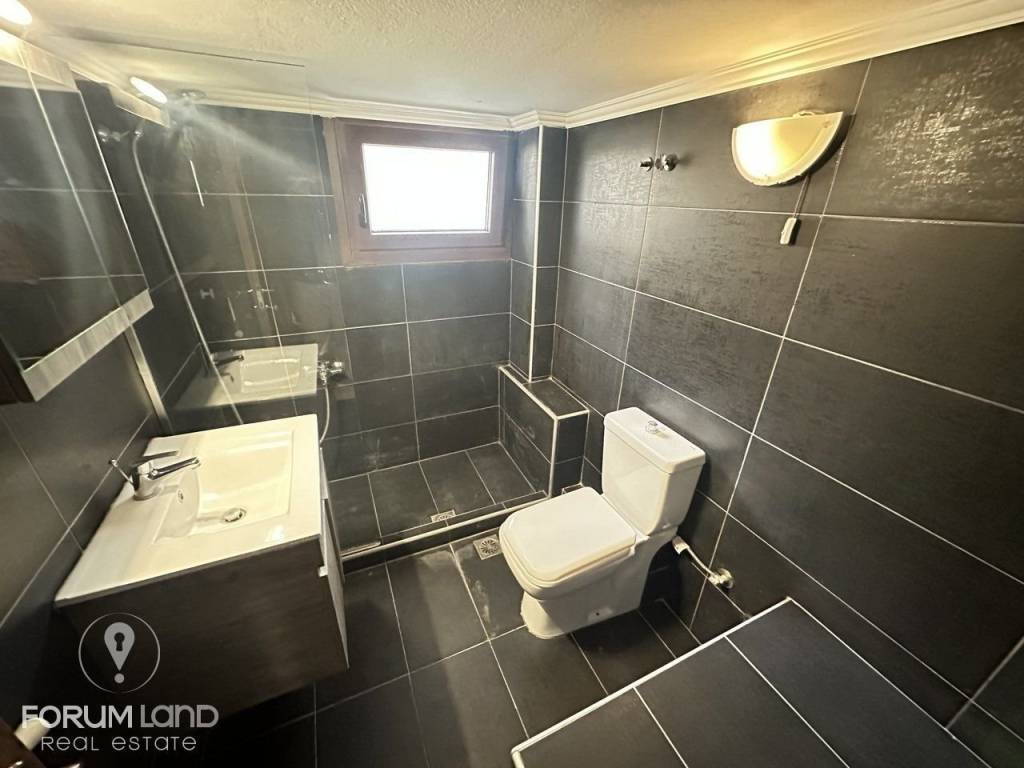 Forumland Real Estate, μπάνιο