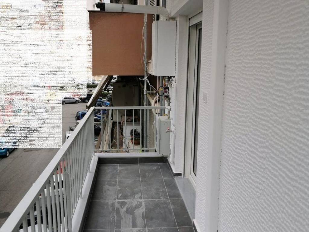 Forumland Real Estate, Berantes