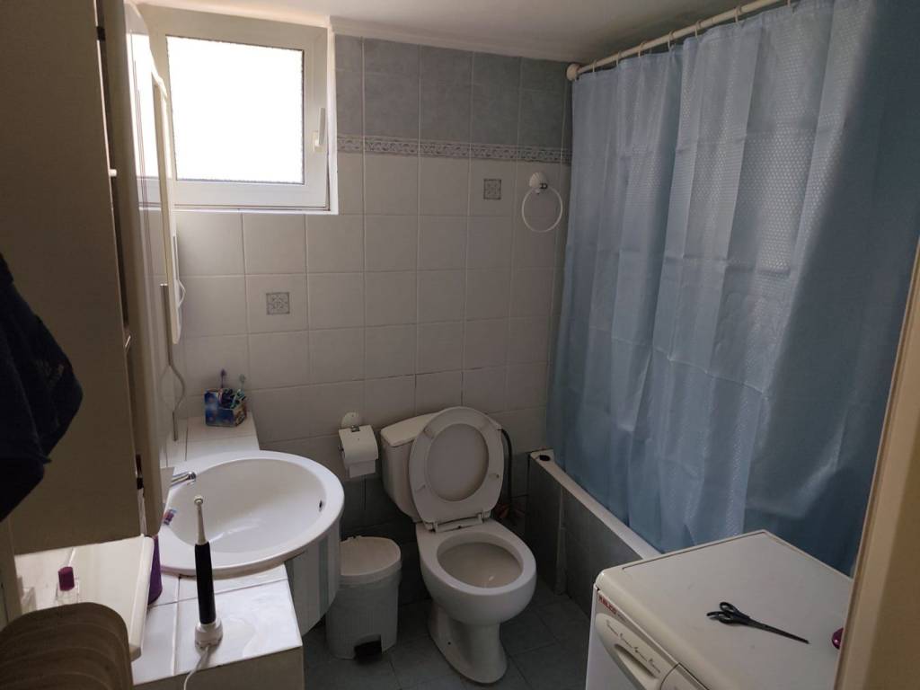 Second floor apartment of 88 sq m