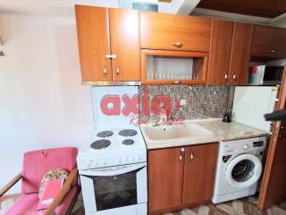 Ενοικιάζεται  Μονοκατοικία 50τ.μ.με μικρή αυλή. 