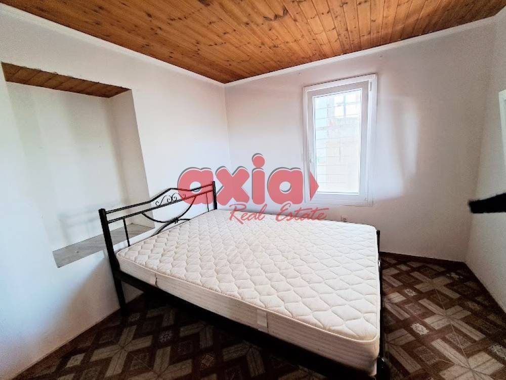 Ενοικιάζεται  Μονοκατοικία 50τ.μ.με μικρή αυλή. 