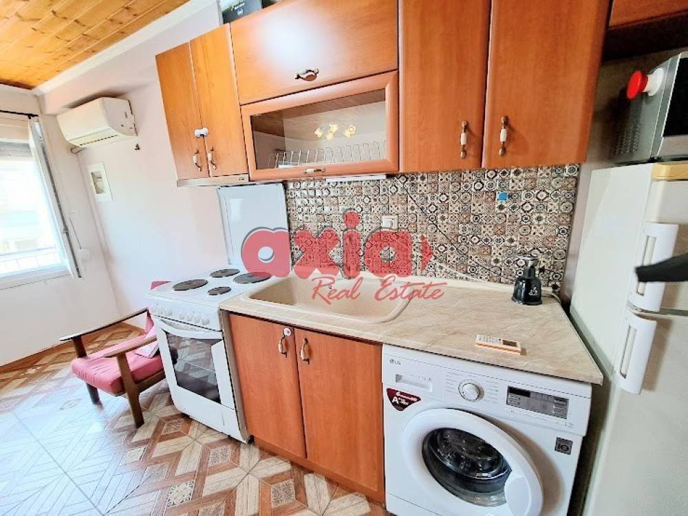 Ενοικιάζεται  Μονοκατοικία 50τ.μ.με μικρή αυλή. 