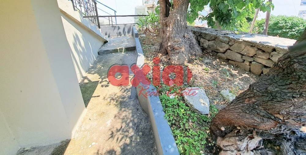 Ενοικιάζεται  Μονοκατοικία 50τ.μ.με μικρή αυλή. 