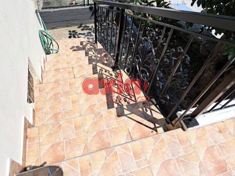 Ενοικιάζεται  Μονοκατοικία 50τ.μ.με μικρή αυλή. 