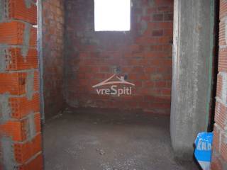 ΜΠΑΝΙΟ ΕΠΑΝΩ ΟΡΟΦΟΥ